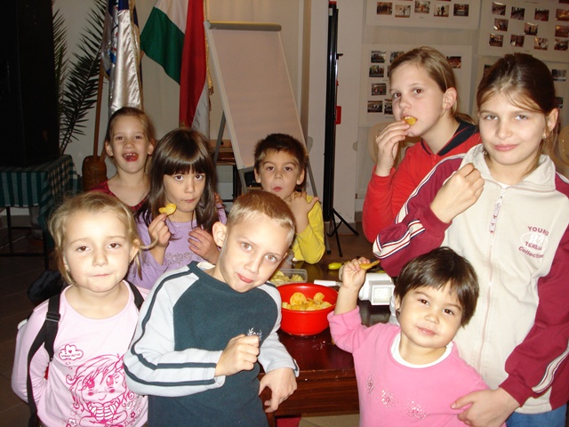 kalács sütés,fafaragás